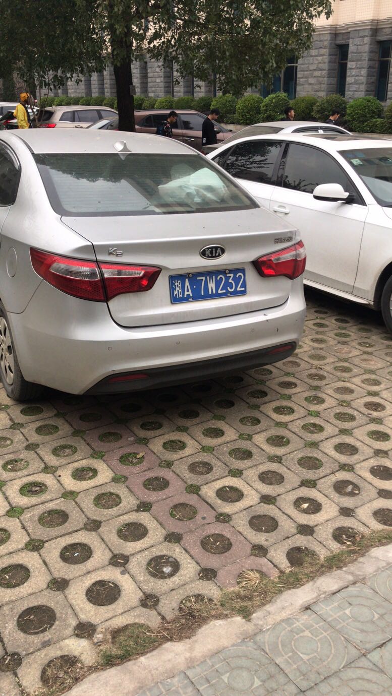 反向停車