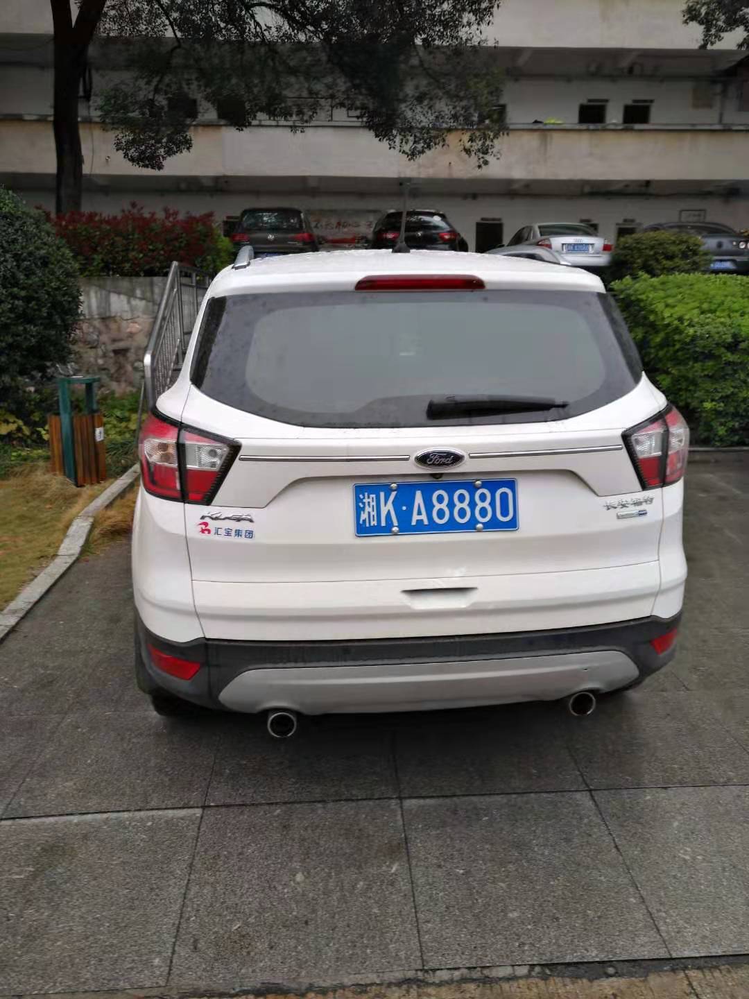 無(wú)停車(chē)位停車(chē)且反向