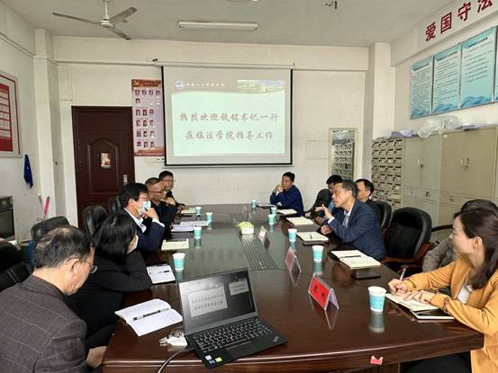 說明:http://tiaotiaoxm.com/__local/4/47/98/CB483201B9222457C525944E8BA_B532E857_2B60D.jpg