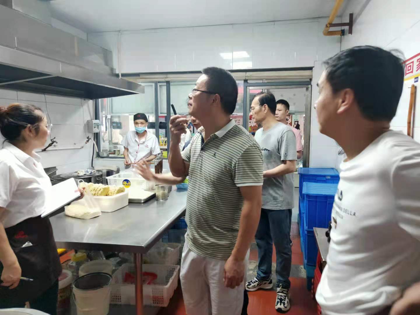 對現(xiàn)場天然氣使用操作點(diǎn)進(jìn)行仔細(xì)檢查