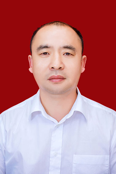 羅光宇 法學(xué)碩士、教授